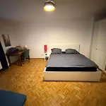 Upscale Apartment Ternes